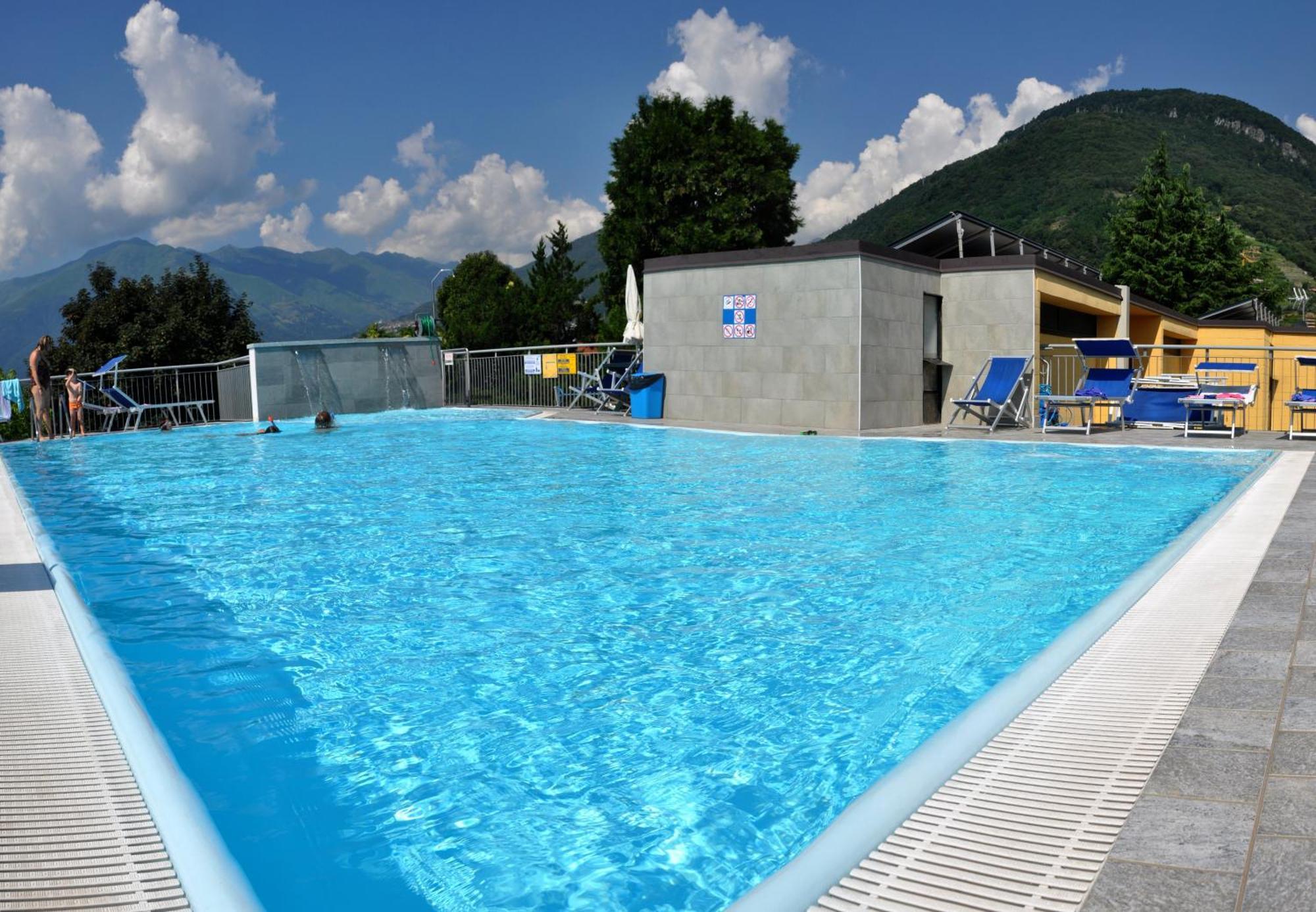 Camping Villaggio Paradiso Domaso Exterior photo