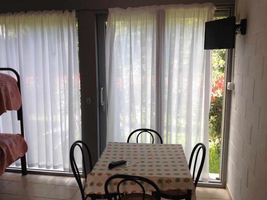 Camping Villaggio Paradiso Domaso Exterior photo