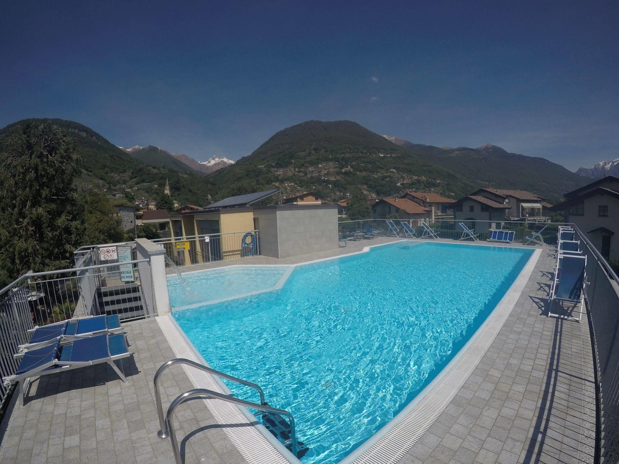 Camping Villaggio Paradiso Domaso Exterior photo